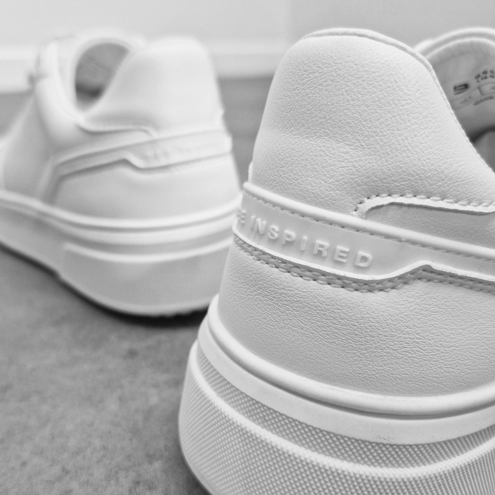 Vargas Trainer - Triple White